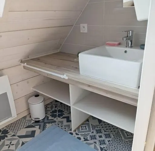 3* La Colinette, Du Bourget Ferienhaus