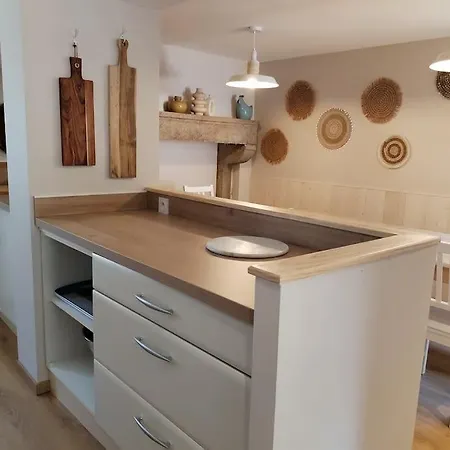 3* La Colinette, Du Bourget * Saint-Pierre-de-Curtille